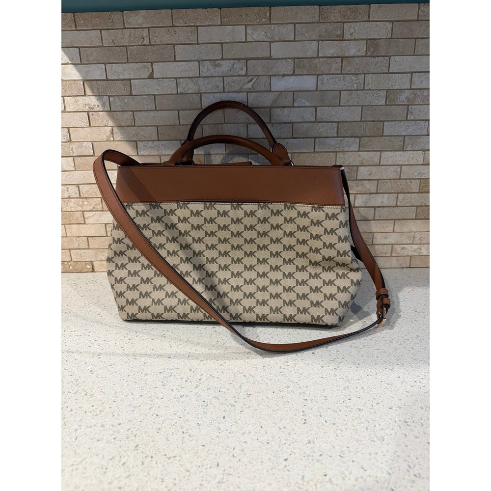 Michael Kors Hailee Large Satchel Natural Luggage Logo Tote Bag - Picture 2 of 5